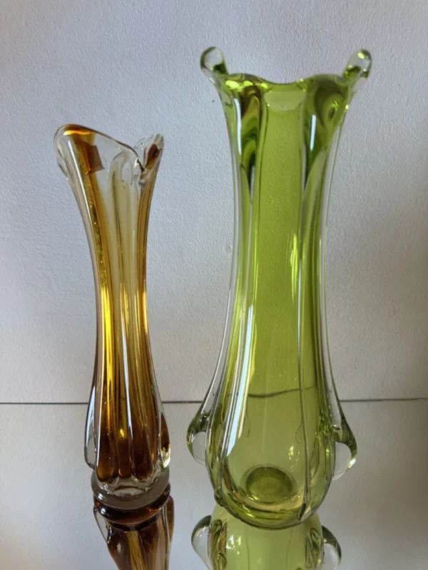 Zestaw szkła „Lśniące Ogrody” – zielony i bursztynowy wazon