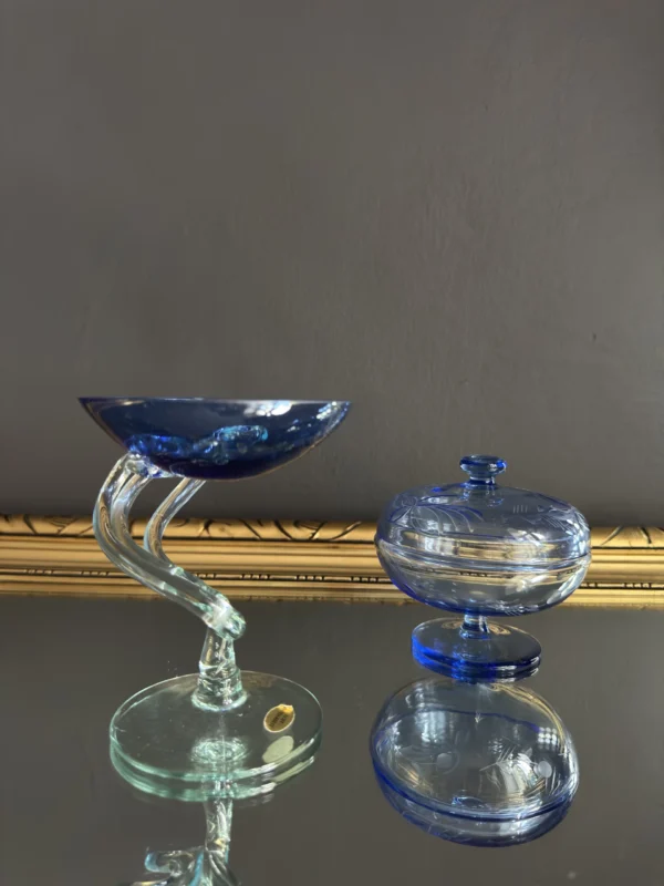 Bomboniera vintage i kielich artystyczny „Niebieska Poezja Formy”