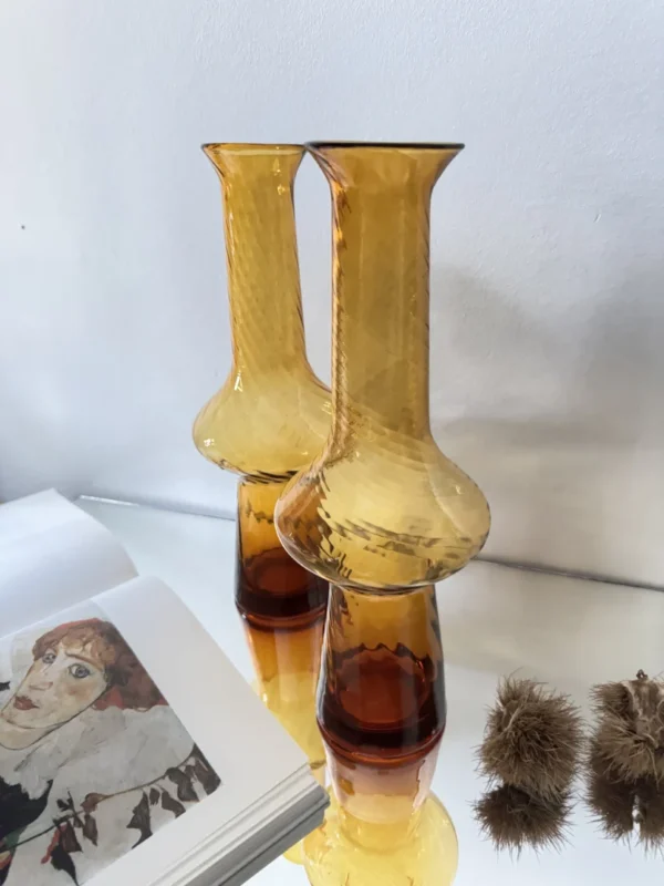 Zestaw wazonów vintage „Dwie Laury”